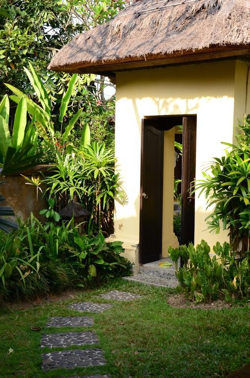 Hotel Mandala Desa Sukawati Exterior foto