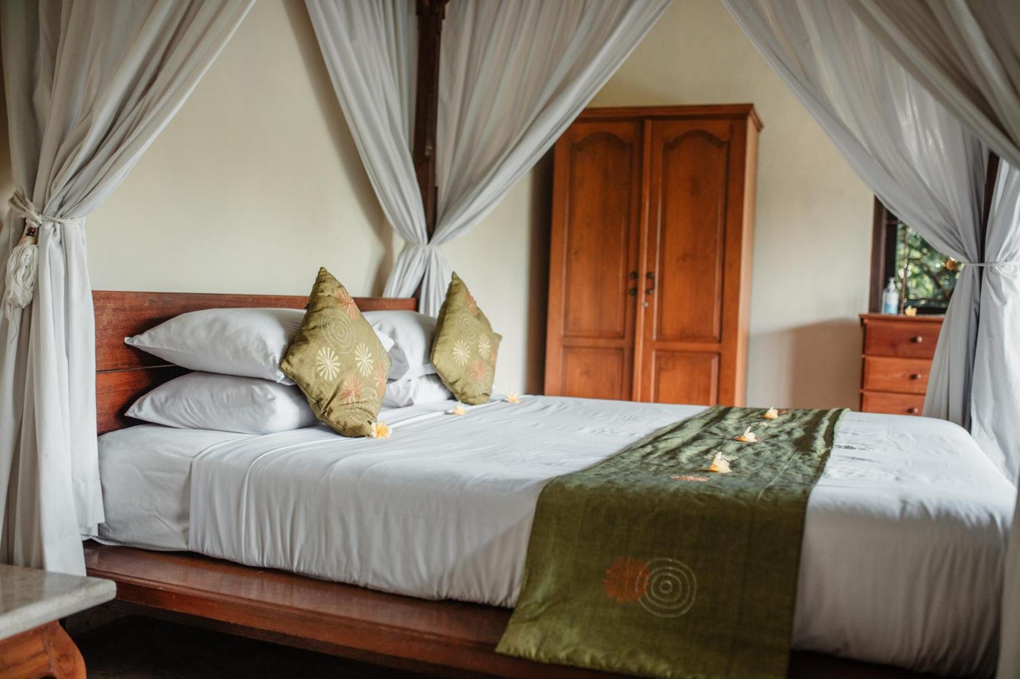 Hotel Mandala Desa Sukawati Exterior foto